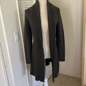 Leo & Nicole Elegant Charcoal‎ Grey Women's Sweater size S cotton blend
